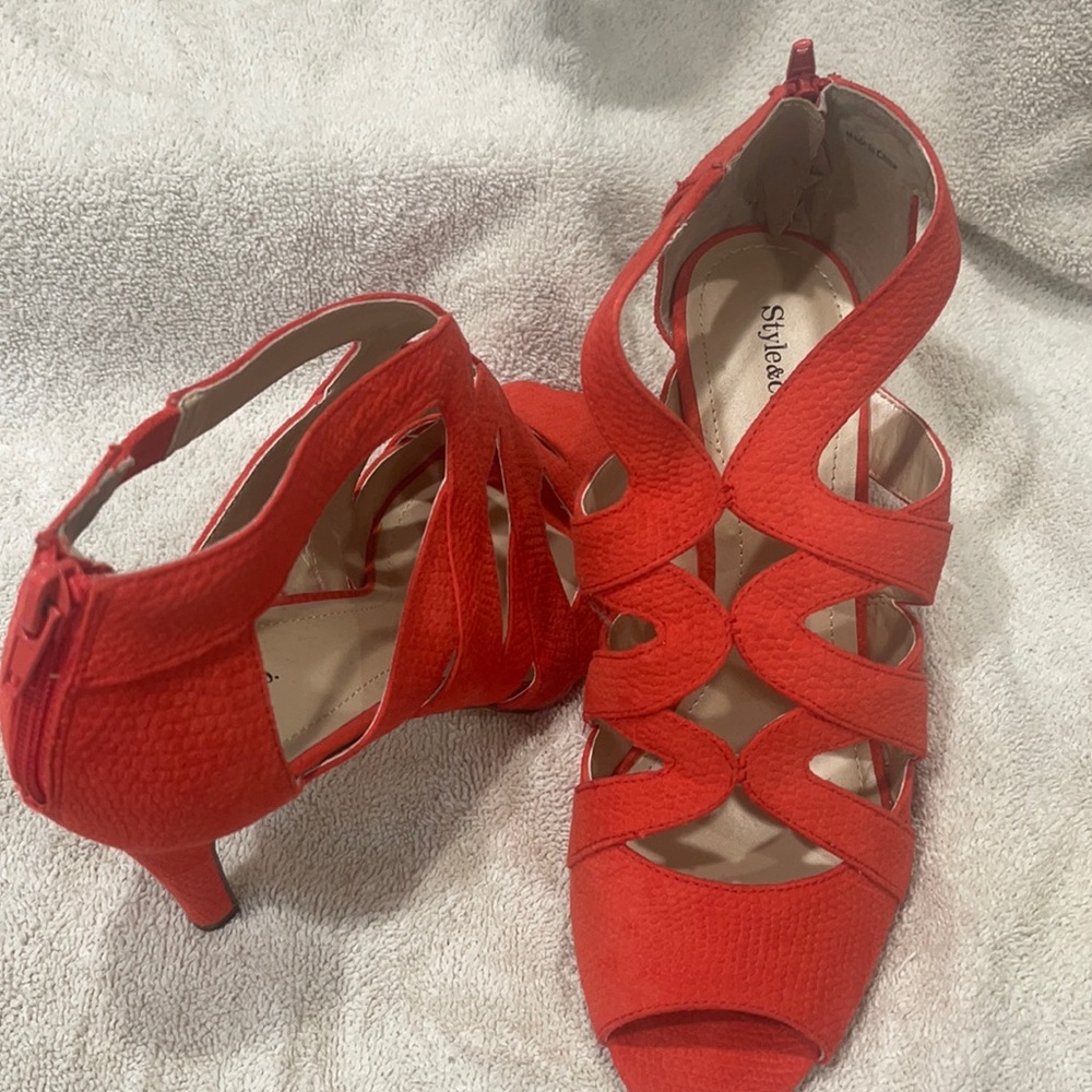 Style & Co. Heels